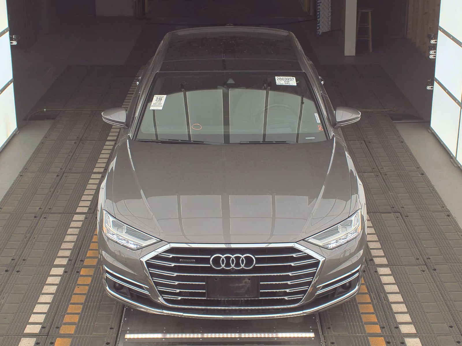 Vehicle - 20241009 2019 Audi A8 WAU8DAF89KN018297