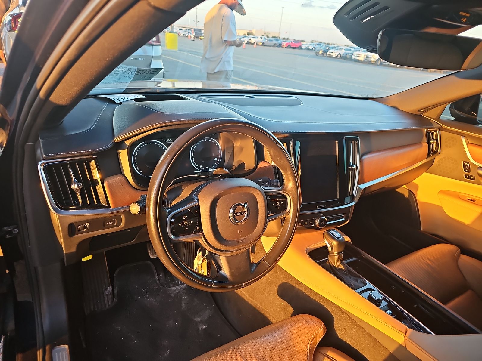 Vehicle - 20241205 2017 Volvo S90 YV1102AL8H1009358