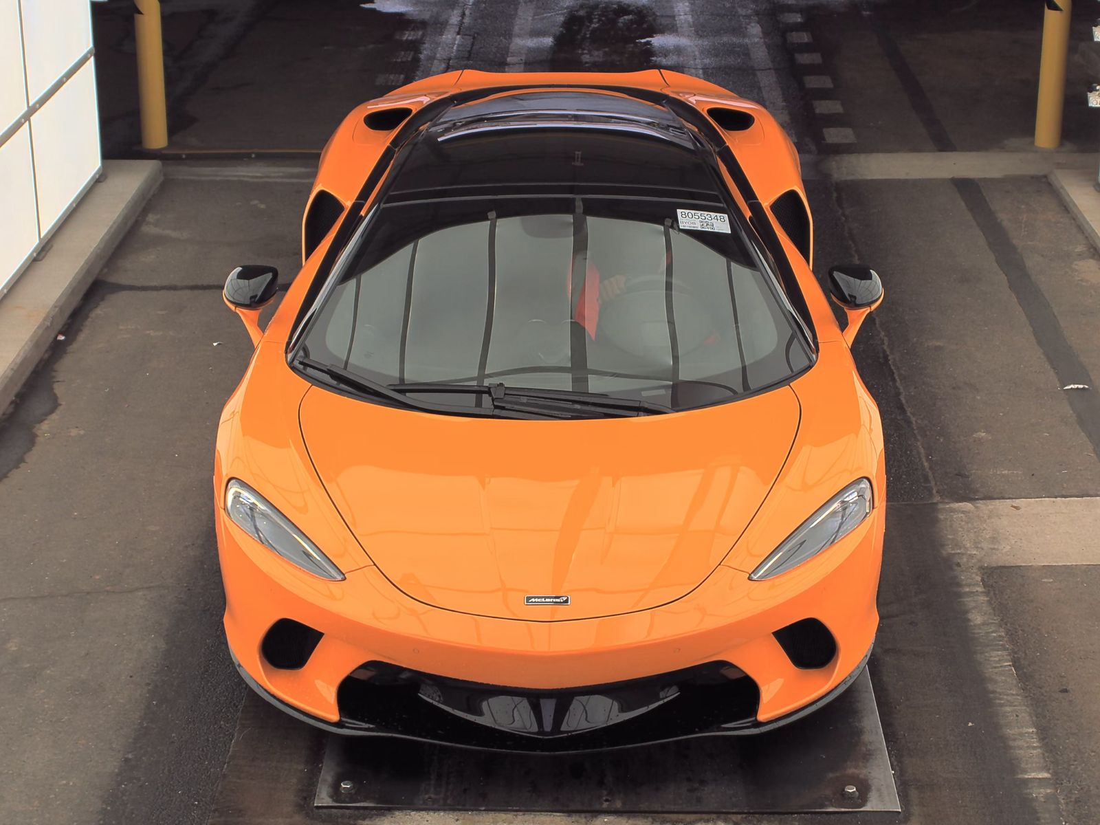Vehicle - 20241217 2020 McLaren GT SBM22GCA4LW000768