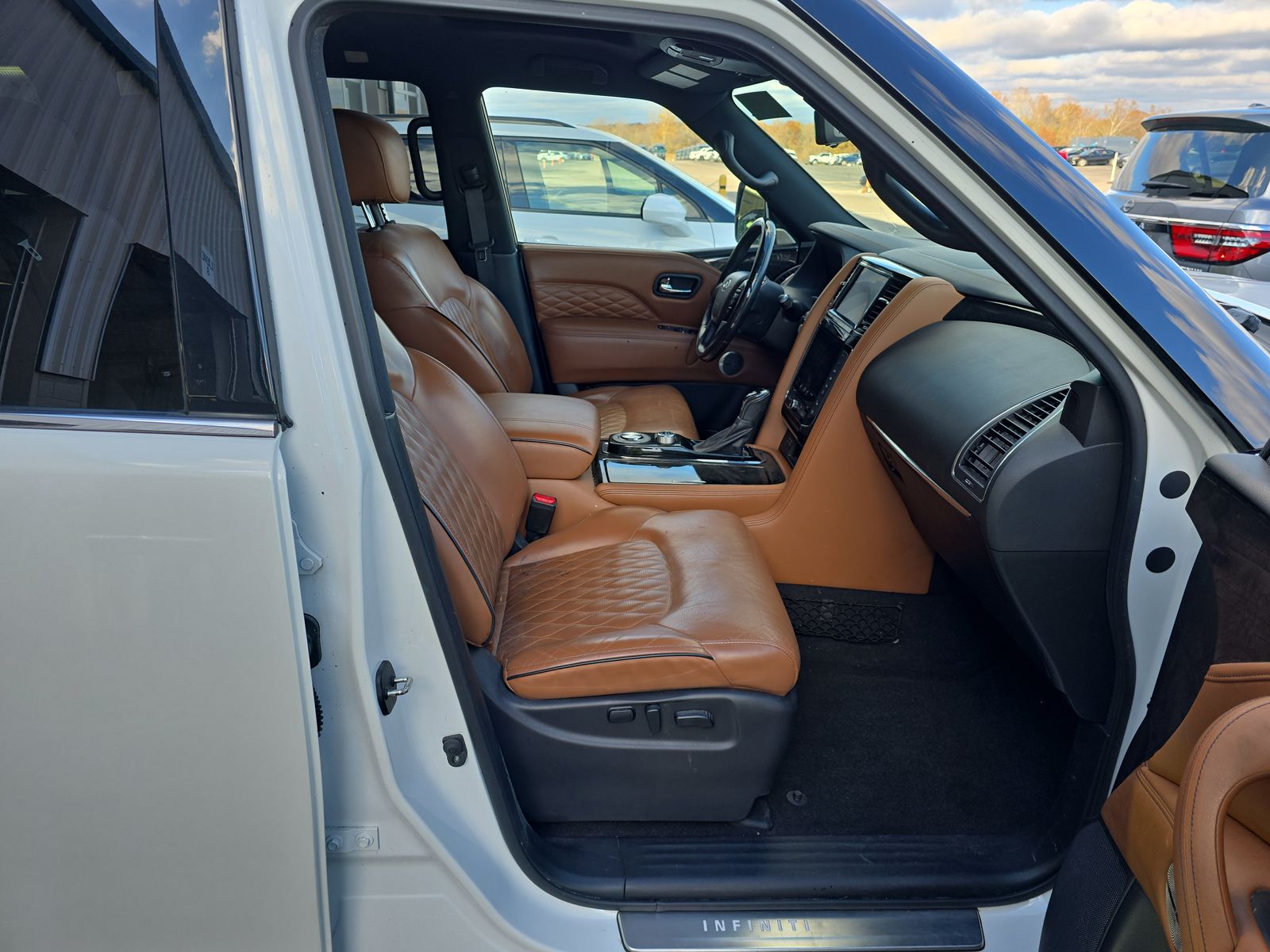 Vehicle - 20250212 2021 INFINITI QX80 JN8AZ2BD6M9861324