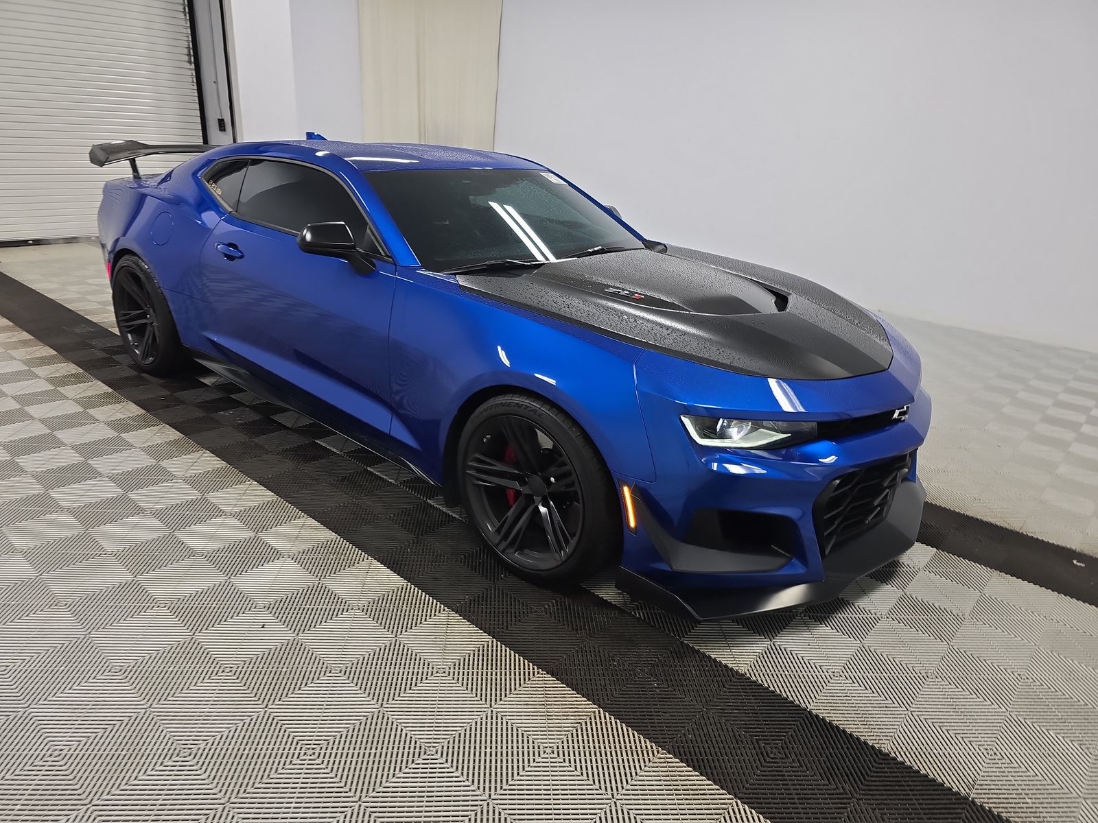 Vehicle - 20250326 2018 Chevrolet Camaro 1G1FJ1R65J0147980